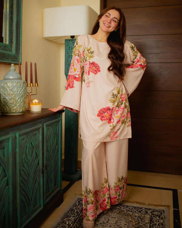 🌺 Blooming Elegance – Pastel Floral Co-ord Set 🌿