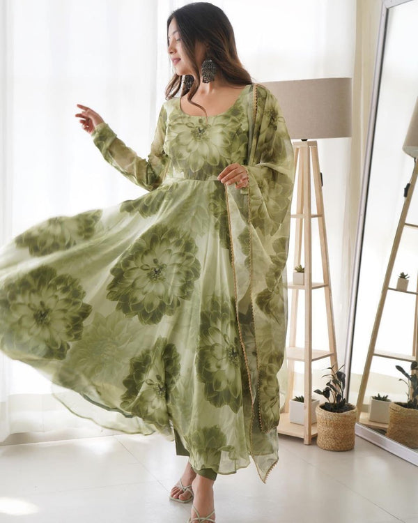 💚 Sage Bloom Anarkali Set 🌿🌸